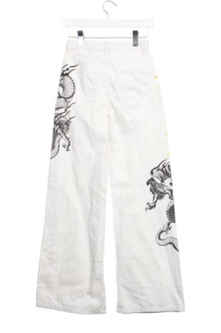 Damskie jeansy Bershka, Rozmiar XS, Kolor Kolorowy, Cena 104,74 zł