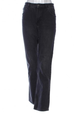 Damen Jeans Bershka, Größe S, Farbe Grau, Preis 14,83 €