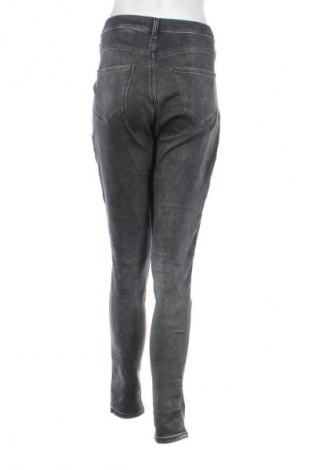 Dámské džíny  C&A, Velikost L, Barva Šedá, Cena  371,00 Kč