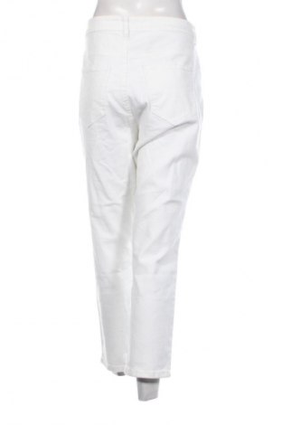 Γυναικείο Τζίν C&A, Μέγεθος XXL, Χρώμα Λευκό, Τιμή 15,99 €