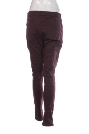 Dámske džínsy  C&A, Veľkosť XL, Farba Fialová, Cena  13,95 €