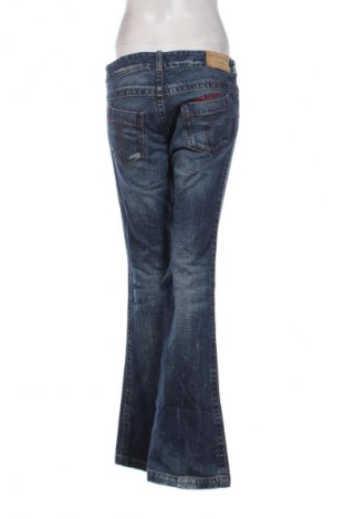 Дамски дънки Calvin Klein Jeans, Размер L, Цвят Син, Цена 71,99 лв.