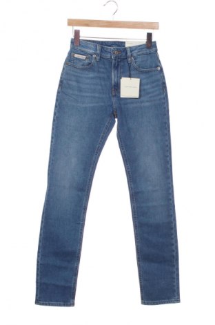 Дамски дънки Calvin Klein Jeans, Размер XS, Цвят Син, Цена 61,35 €