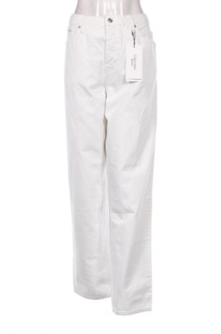 Női farmernadrág Calvin Klein Jeans, Méret L, Szín Fehér, Ár 30 009 Ft