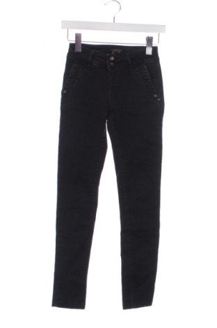 Дамски дънки Devergo, Размер XS, Цвят Черен, Цена 41,06 лв.