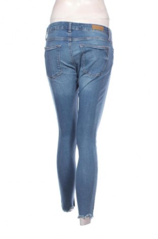 Дамски дънки Edc By Esprit, Размер S, Цвят Син, Цена 33,99 лв.