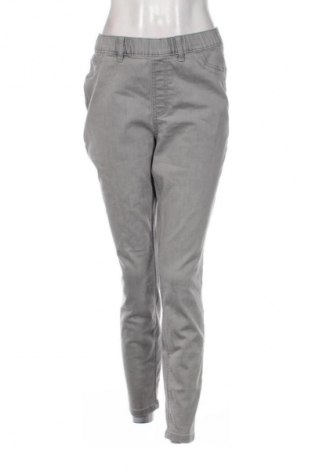 Дамски дънки Essentials by Tchibo, Размер L, Цвят Сив, Цена 19,99 лв.