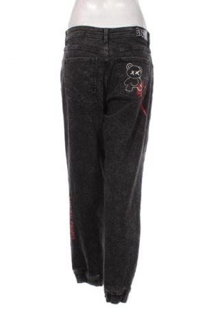 Damskie jeansy Fb Sister, Rozmiar M, Kolor Kolorowy, Cena 60,99 zł