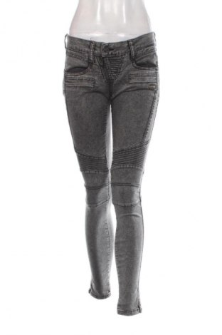 Damen Jeans Gang, Größe M, Farbe Grau, Preis 33,99 €