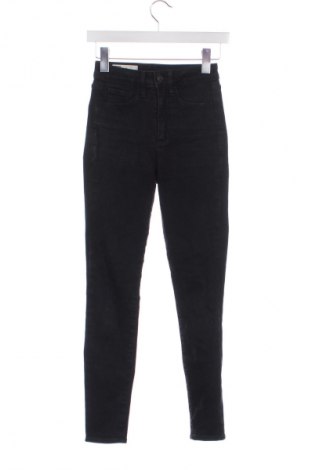 Γυναικείο Τζίν Gap, Μέγεθος XS, Χρώμα Μαύρο, Τιμή 24,55 €