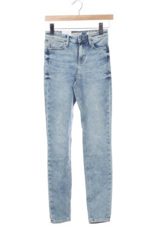 Dámske džínsy  Guess, Veľkosť XXS, Farba Modrá, Cena  107,95 €