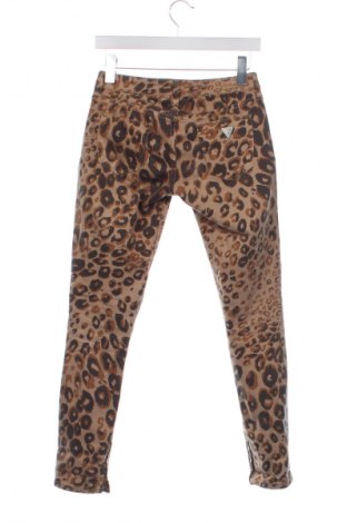 Damen Jeans Guess, Größe M, Farbe Mehrfarbig, Preis 38,27 €