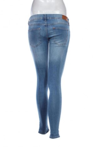 Damskie jeansy H&M, Rozmiar S, Kolor Niebieski, Cena 66,67 zł