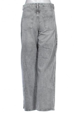 Blugi de femei H&M Divided, Mărime S, Culoare Gri, Preț 76,32 Lei