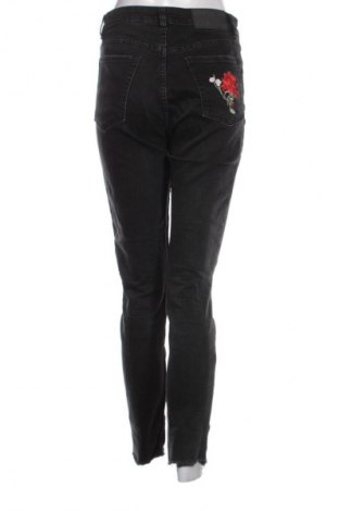 Дамски дънки H&M Divided, Размер M, Цвят Сив, Цена 29,33 лв.