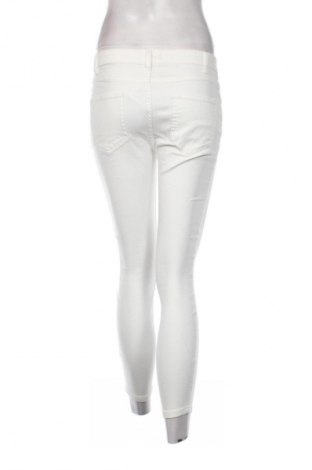 Damen Jeans Janina, Größe S, Farbe Weiß, Preis € 14,99