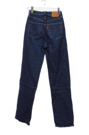 Дамски дънки Levi's, Размер XS, Цвят Син, Цена 75,99 лв.