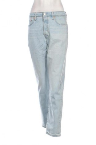 Дамски дънки Levi's, Размер M, Цвят Син, Цена 174,99 лв.