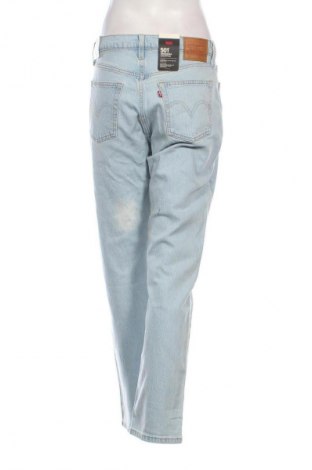 Дамски дънки Levi's, Размер M, Цвят Син, Цена 174,99 лв.