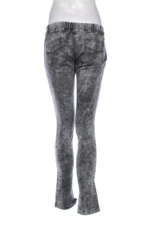 Dámske džínsy  Loiza, Veľkosť M, Farba Sivá, Cena  38,36 €