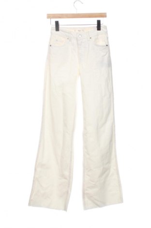 Дамски дънки Mango, Размер XXS, Цвят Бял, Цена 77,99 лв.