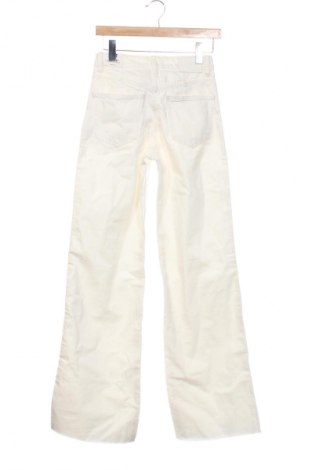 Дамски дънки Mango, Размер XXS, Цвят Бял, Цена 77,99 лв.