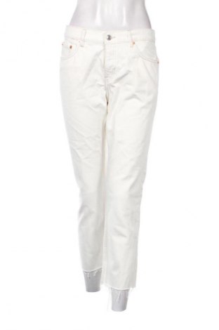 Дамски дънки Mango, Размер M, Цвят Бял, Цена 77,00 лв.
