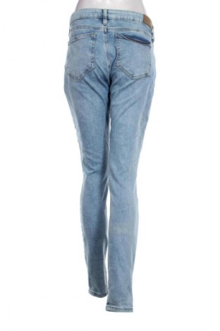 Дамски дънки Mavi, Размер XL, Цвят Син, Цена 40,89 лв.
