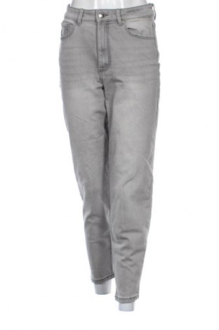 Blugi de femei Mohito, Mărime S, Culoare Gri, Preț 76,00 Lei