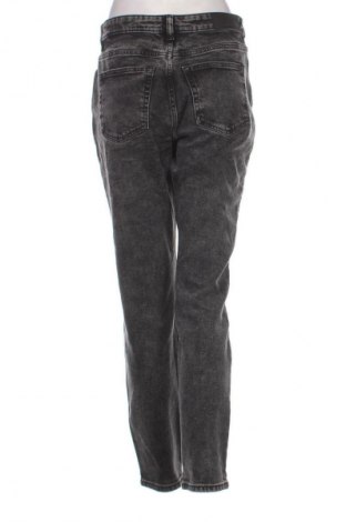 Дамски дънки Noisy May, Размер L, Цвят Сив, Цена 93,99 лв.