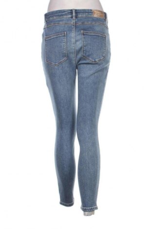 Dámske džínsy  ONLY, Veľkosť M, Farba Modrá, Cena  46,95 €