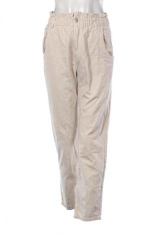 Blugi de femei Pull&Bear, Mărime M, Culoare Bej, Preț 76,32 Lei