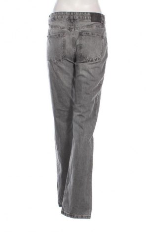 Дамски дънки Pull&Bear, Размер M, Цвят Сив, Цена 25,99 лв.