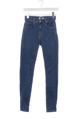 Dámske džínsy  Pull&Bear, Veľkosť XS, Farba Modrá, Cena  14,77 €