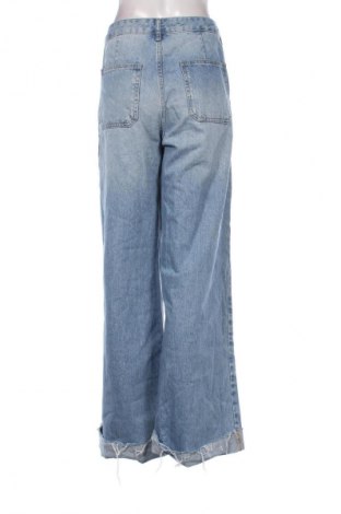 Dámské džíny  Pull&Bear, Velikost XL, Barva Modrá, Cena  369,00 Kč