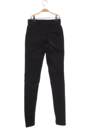 Dámské džíny  Pull&Bear, Velikost XXS, Barva Černá, Cena  432,00 Kč