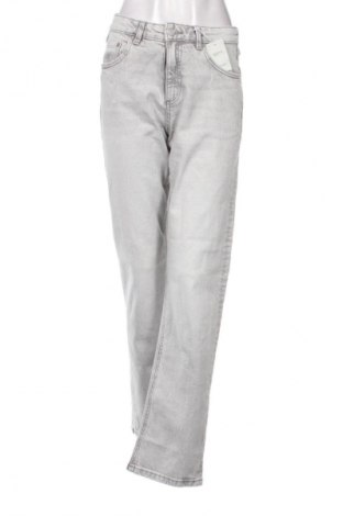 Dámské džíny  Reserved, Velikost M, Barva Šedá, Cena  582,00 Kč