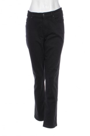 Дамски дънки S.Oliver, Размер XXL, Цвят Черен, Цена 41,00 лв.