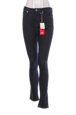 Дамски дънки S.Oliver, Размер M, Цвят Син, Цена 93,99 лв.