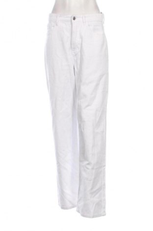 Blugi de femei SHEIN, Mărime M, Culoare Alb, Preț 76,30 Lei