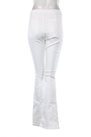 Blugi de femei Sinsay, Mărime S, Culoare Alb, Preț 76,32 Lei