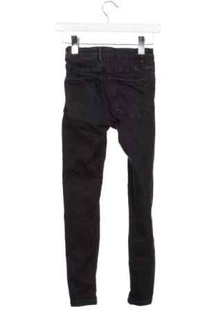 Dámské džíny  Sinsay, Velikost XXS, Barva Černá, Cena  367,00 Kč