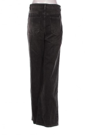 Дамски дънки Sinsay, Размер L, Цвят Черен, Цена 28,99 лв.