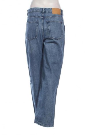 Дамски дънки Sinsay, Размер M, Цвят Син, Цена 54,34 лв.