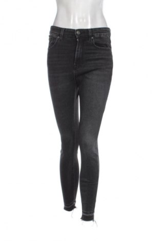 Damen Jeans Stradivarius, Größe S, Farbe Grau, Preis 17,99 €