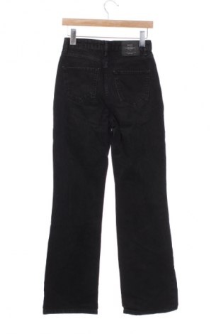 Γυναικείο Τζίν Stradivarius, Μέγεθος XS, Χρώμα Μαύρο, Τιμή 14,83 €