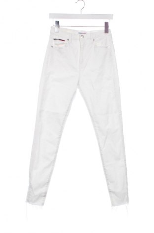 Дамски дънки Tommy Jeans, Размер M, Цвят Бял, Цена 74,29 лв.