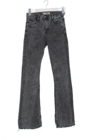 Дамски дънки Unbranded, Размер S, Цвят Сив, Цена 27,99 лв.