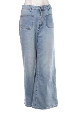 Dámske džínsy  Unbranded, Veľkosť L, Farba Modrá, Cena  14,83 €