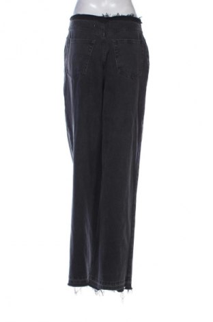 Дамски дънки Unbranded, Размер L, Цвят Сив, Цена 28,88 лв.